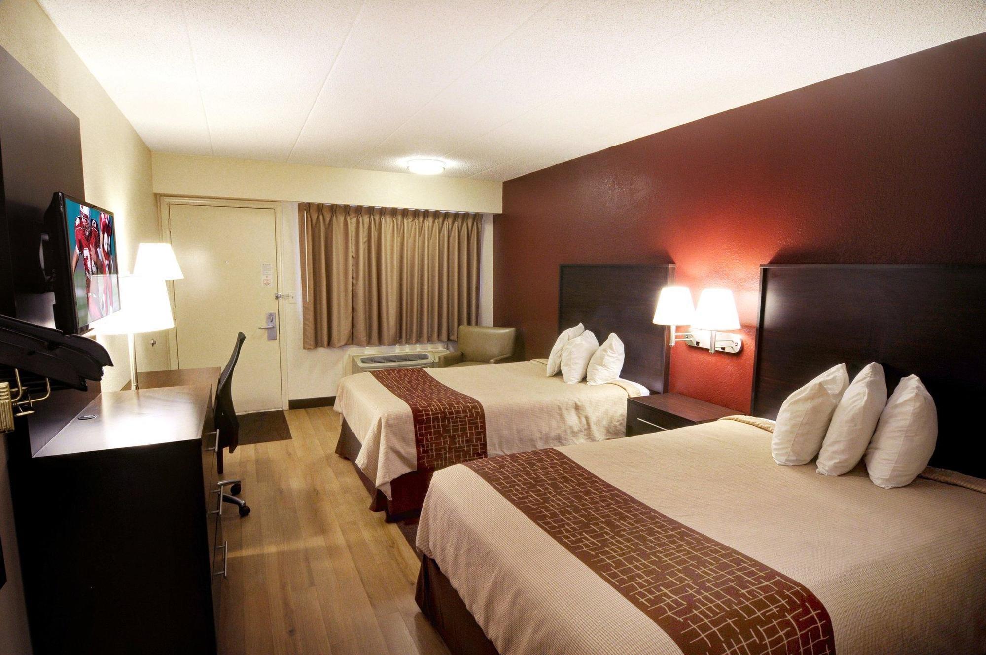 American Inn & Suites Bishop Airport Flint Exteriör bild